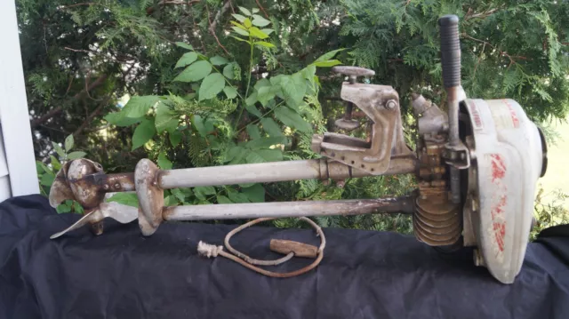 Vintage 1940s Era Sears & Roebucks Boat Motor - 2HP - Evinrude - Johnson