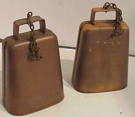(2) Vintage Rustic Copper Color Dairy Farm Country Metal Livestock Cow Bells