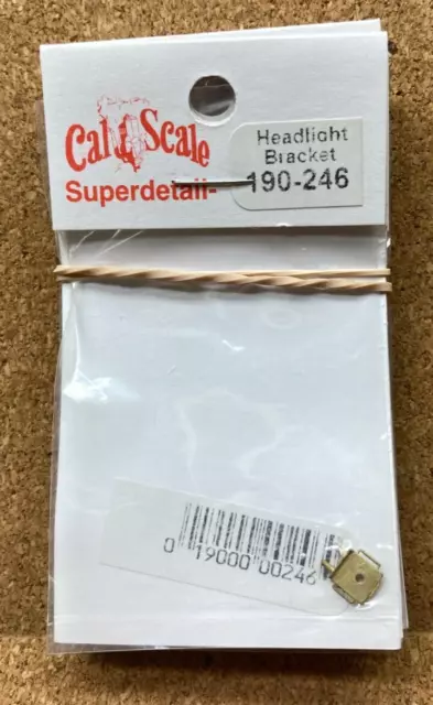 Steam Loco Headlight Mounting Bracket (Brass Casting) Cal Scale 190-246 HO