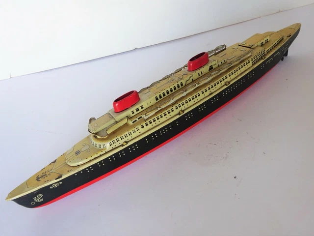 Bateau en tôle marque Kellerman CKO battleship fabrication Allemagne collection Bateau en tôle marque Kellerman CKO battleship fabrication Allemagne collection