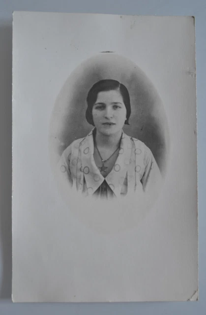 Portrait De Femme – Tirage Argentique D'époque, 28x35 Cm, Circa 1980