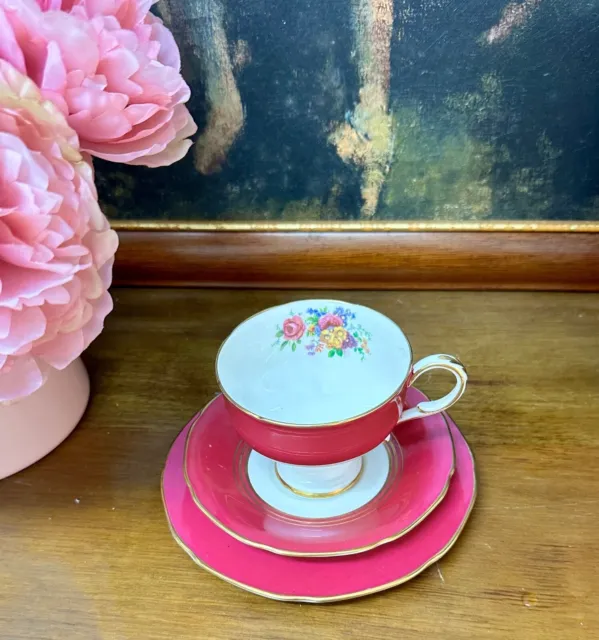 Stunning Rare c1950s Vintage Paragon Double Warrant Deep Pink Floral Teacup Trio 2