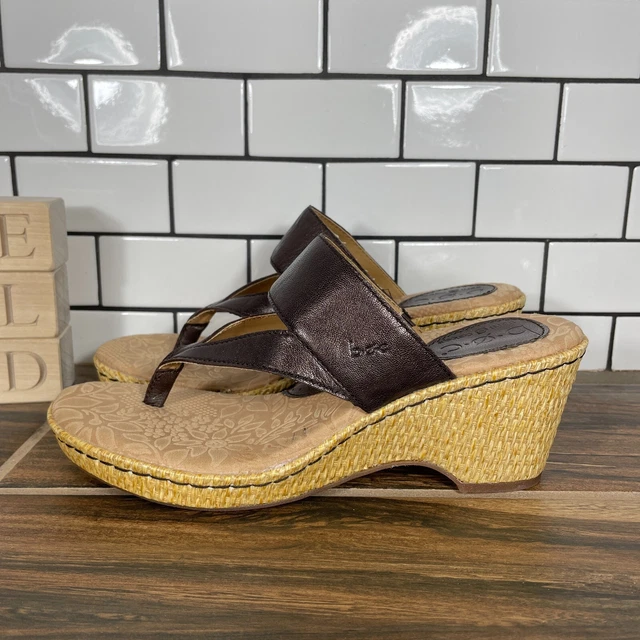 Born BOC Womens Size 8 Shoes Brown Leather Slip On Wedge Slide Thong Sandal