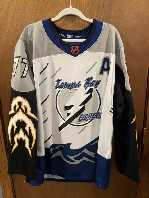 Tampa Bay Lightning Reverse Retro Adidas Authentic NHL Hockey Jersey –