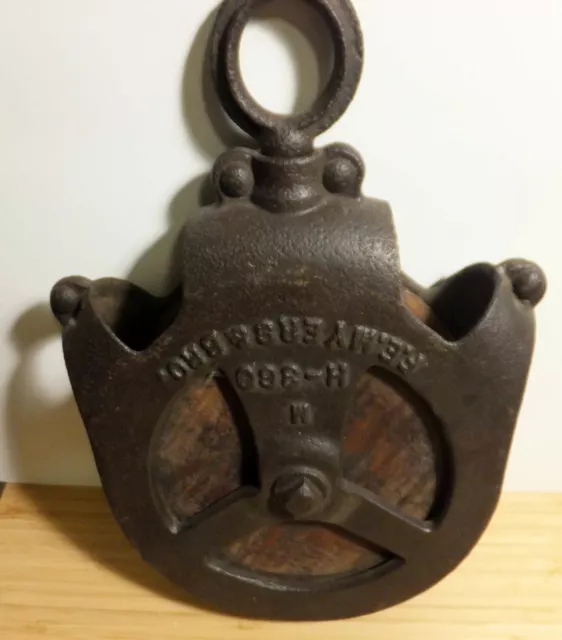 Vintage F.e. Myers Ashland Ohio H360 Cast Iron And Wood Barn Pulley