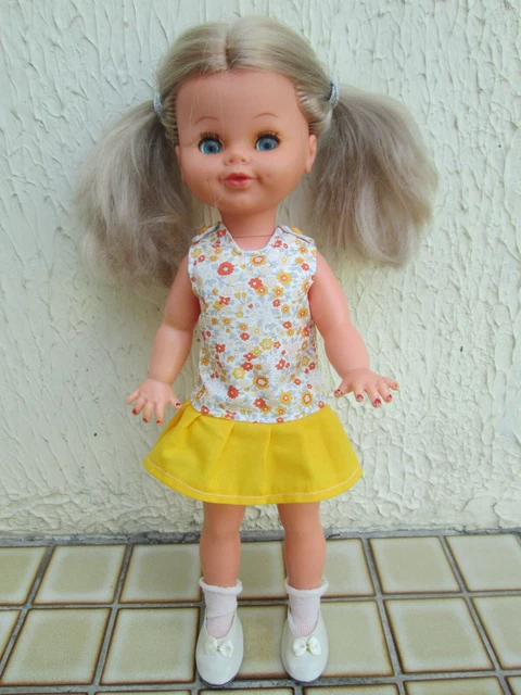 Poupée Bella 26 Cm Avec Habits – Occasion