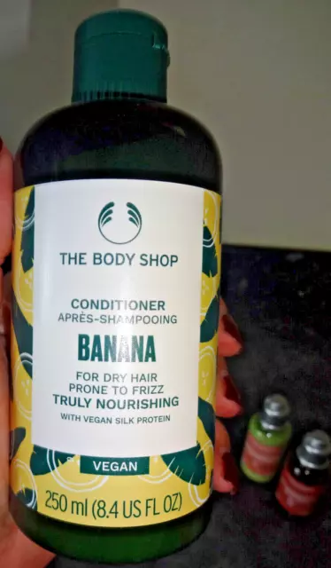 Body Shop Bananen Conditioner Maske + Living Proof Trockenshampoo + L'Occitane 2