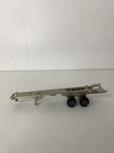 MAJORETTE TRACTEUR MAGIRUS + remorque AGIP 364 1/100 made in France EUR
