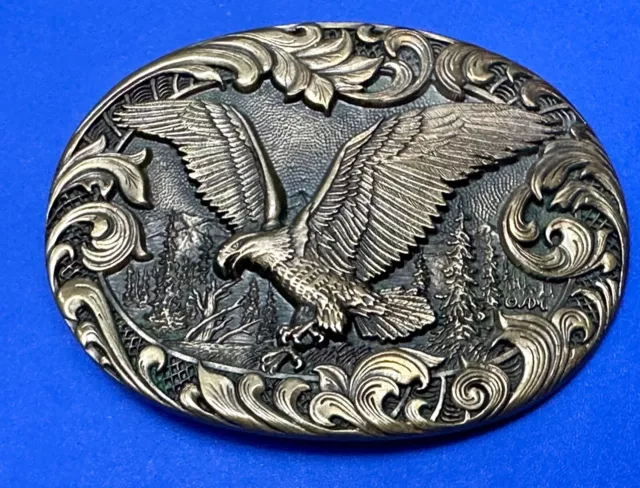 Patriotic Majestic EAGLE -  hunting flying Award Design Medals brass belt buckle