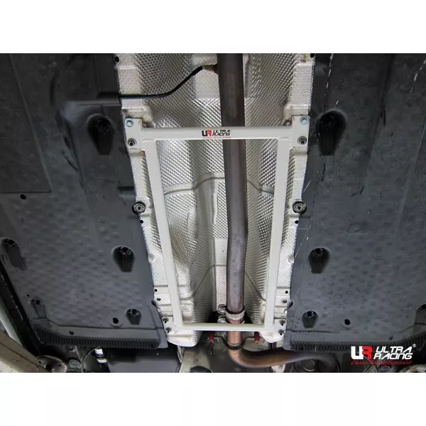 Middle Lower Bar For VW Golf GTI/R MK5 MK6/Jetta A6 / Audi A3/S3 8P Ultra Racing