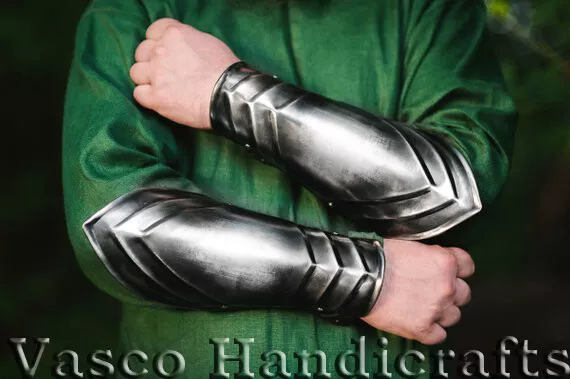 Medieval Blackened steel pair of bracers ~ cosplay armor for larp ~ Arm Guard