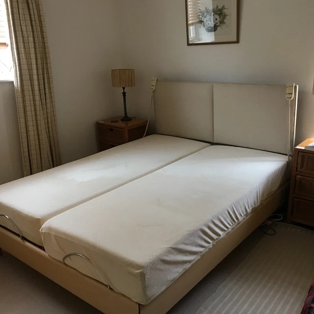 TEMPUR 2000 ELECTRIC 5ft Bed With Individual Adjustable 2ft 6" Tempur