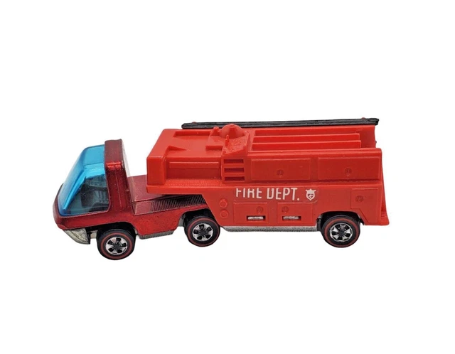 Vintage 1970 Hot Wheels Fire Engine - Black Interior - Hong Kong - HEAVYWEIGHTS