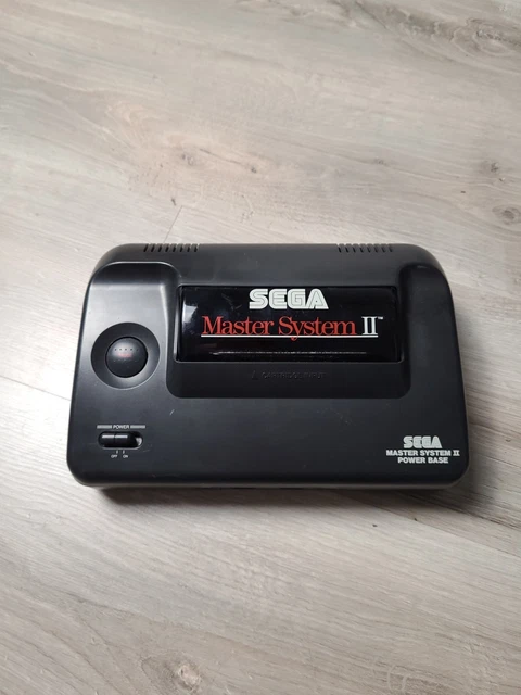 Console Sega Master System II – Pour Pièces / Ne Fonctionne Pas – Loose