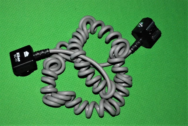Nikon SC-17 TTL Flash Sync Cord Mint!