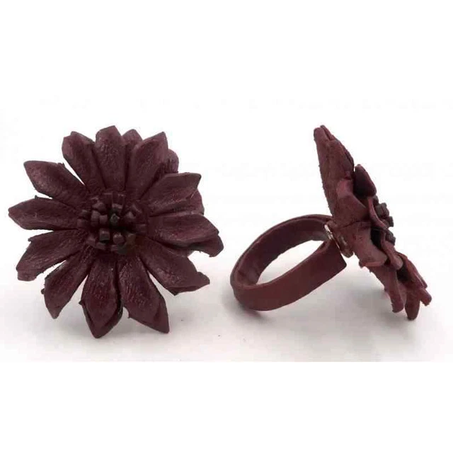 Bague Vintage Fleur Marguerite Rouge En Cuir Peau De Serpent - Taille Réglable