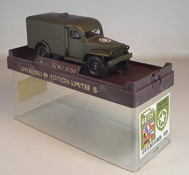 Solido 1/50 Overlord 89 Dodge WC 54 Signal Corps Militär in Plexi - Box #5865