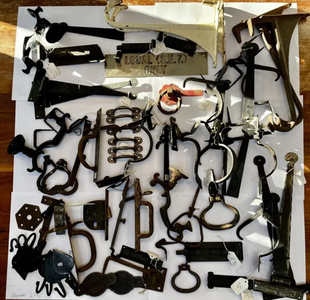 Job Lot Of Salvaged Original And Reproduction Suffolk Latches/hooks/brackets/kno