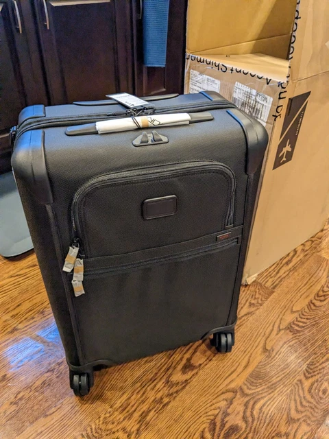 Tumi Alpha 2 Continental Expandable 4-Wheel Carry-On Luggage 0220611D2U NIB