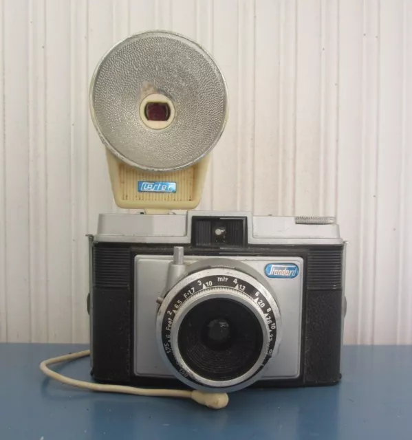 Fotocamera Closter Standard ( Italia 1959) Macchina Fotografica D'epoca