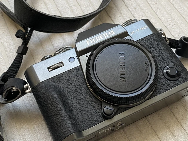 Mirrorless Camera – Fujifilm X-T30 in Charcoal Silver