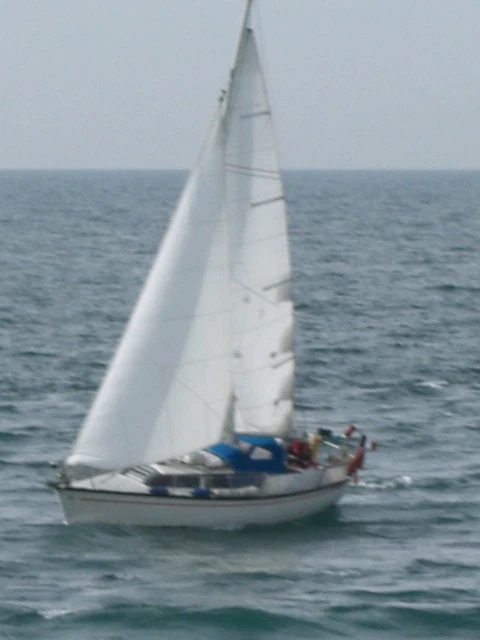 bateaux voile nautisme DUFOUR 1800 7,65m croisière familiale 1981