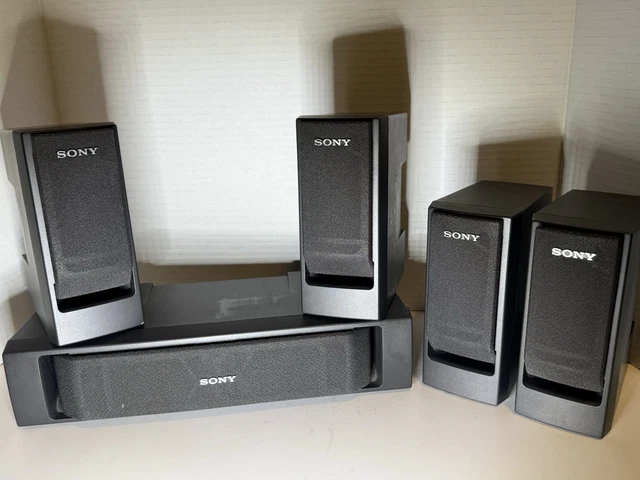 SONY サウンドバー　HT-S200F 2.1ch Speakers & Subwoofers, Home Audio & HiFi Separates, Sound