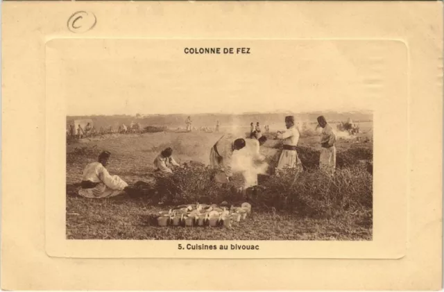 CPA AK Colonne de FEZ - Cuisines au bivouac MAROC (669527)