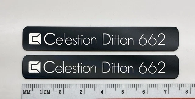 Celestion Ditton 33. logos et plaques