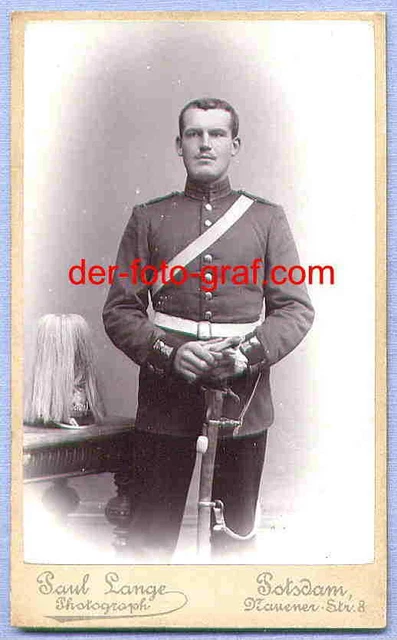 Foto, Offizier, Garde, Helm, Paradebusch, Berlin, 1900 AF2268