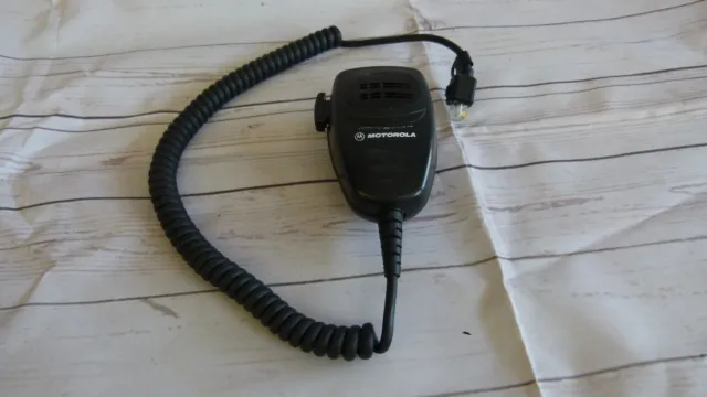 Motorola Mobile Hand Held Microphone Speaker Radio AARMN4025C