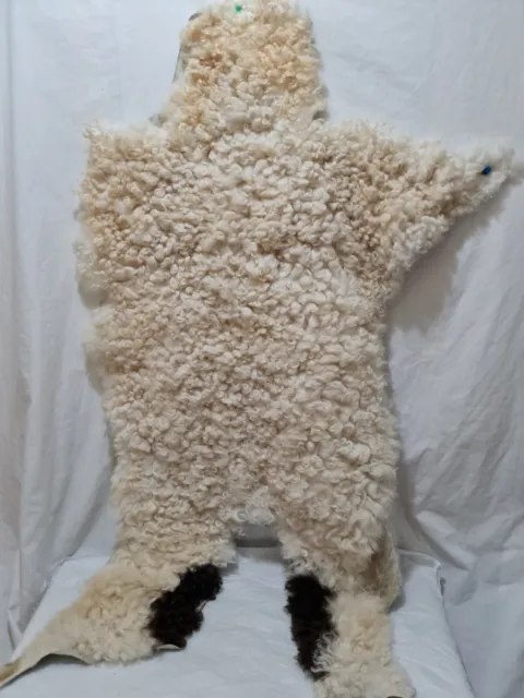 Alfombra de piel de oveja aprox.85 cm x 50 cm x 50 cm x 40 cm punto más corto [REF CY]