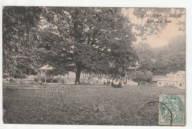 SAINT HONORE LES BAINS - Nievre - CPA 58 - Kiosque et Parc