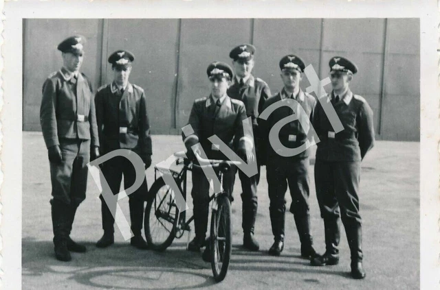 Foto WK2 Jagdgeschwader KG 51 Unteroffiziere Feldwebel Neubiberg 1940 A1.32