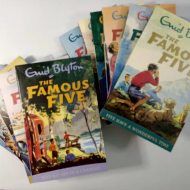 THE FAMOUS FIVE by Enid Blyton (Choose your title)