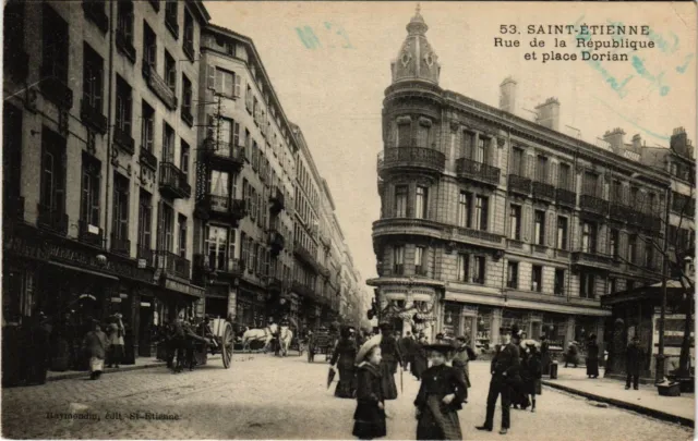 CPA St-ÉTIENNE - Rue de la République et place Dorian (294268)