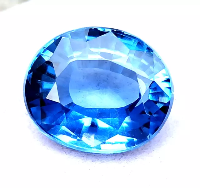 Pierre précieuse rare coupe lâche bleu océan naturel AIGUE-MARINE 9,60 carats