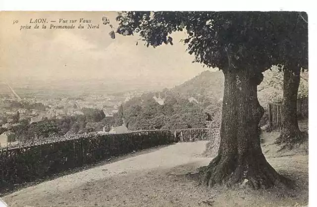 Cp 02 Aisne - Laon - Vue Sur Vaux Prise De La Promenade Du Nord