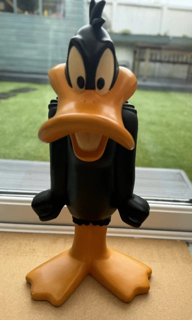VINTAGE DAFFY DUCK Statue - Warner Bros Studio Store - Extremely Rare ...