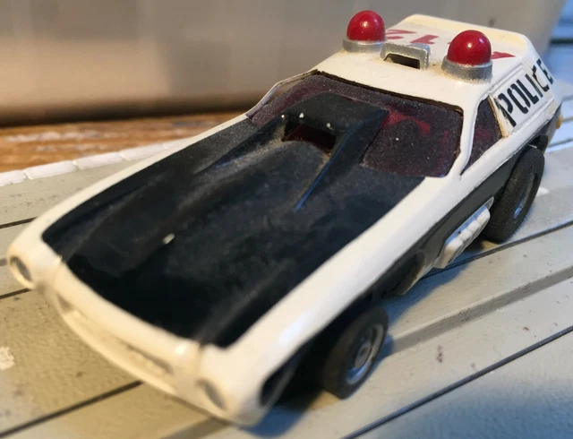 AFX Police VEGA A-12 Noire & Blanche Aurora HO slot car old stock
