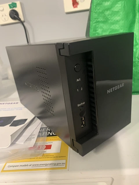 Netgear ReadyNAS 300 Series 2 RN31200 Network Storage System 2-Bay 1GB Eth/Lan