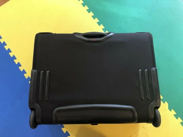 Tumi 22035DH Luggage Alpha Wheeled Garment Bag Black Medium 20”x 25.25”X 14.25” 2