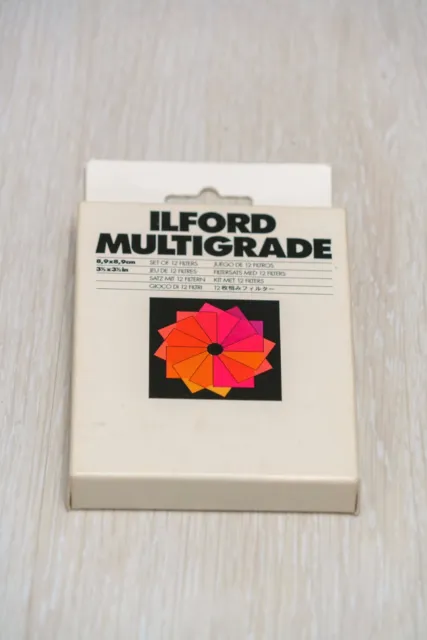 Ilford Multigrade Set 12 Filtri cm. 8.9 x 8.9
