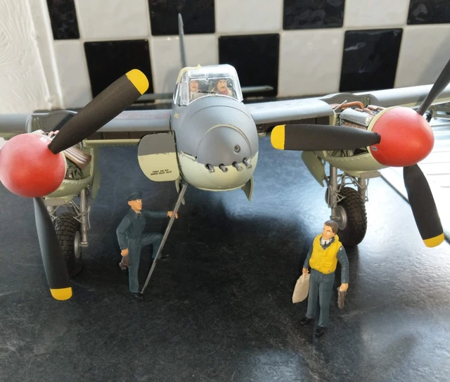 AIRFIX 1 24 DE Havilland Mosquito FB V1 Built Finished For Display airfix-1-24-de-havilland-mosquito-fb-v1-built-finished-for-display