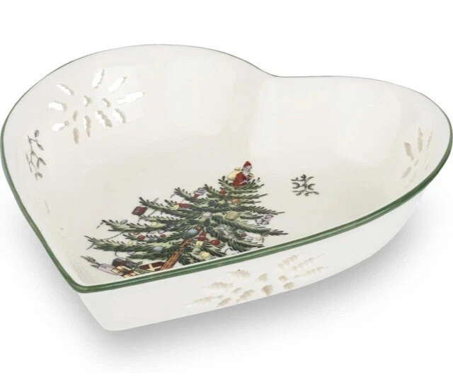 Spode English Porcelain 7" Pierced Heart Dish w/ Christmas Tree Design MSRP 42$