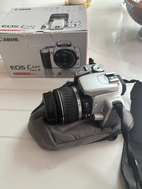 CANON EOS KISS Digital X / EF-S 18-55mm f/3.5-5.6 II USM £26.00