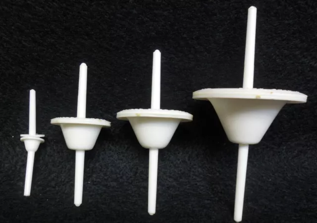 Juego de 4 2 piezas de Wilton's Uñas de lirio 4 tamaños de flores diferentes