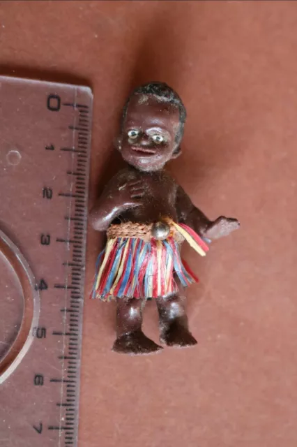 tolle alte kleine dunkelhäutige Afrika Figur - Alter ???