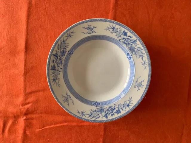 6 assiettes creuses.  Porcelaine anglaise XIXe WEDGWOOD