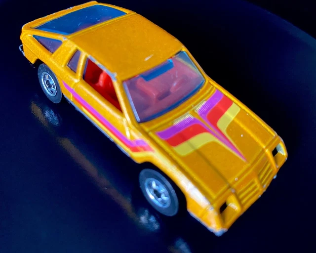 Hot Wheels 1987 Dodge Omni 024 ""Mainline"" HK Metaflake Gold.  **SIEHE VIDEO**